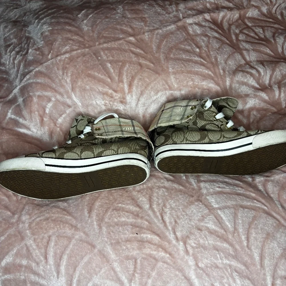 Coach Shoes - Picture 4 of 5